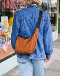 Baggu-crescent-bag