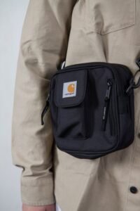 carhartt-crossbody-bag